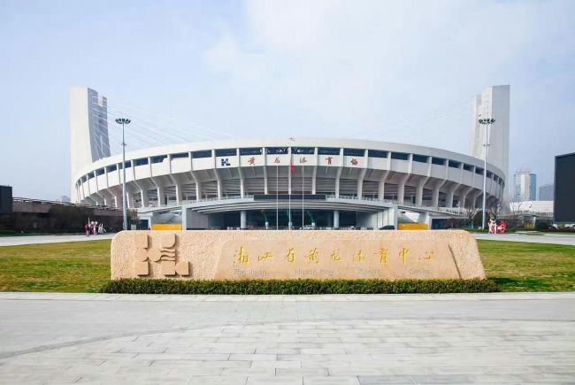 无时无刻扑过来的女社长