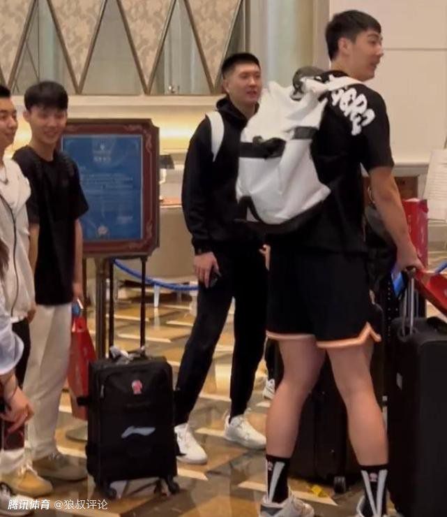午夜激情视频在线播放