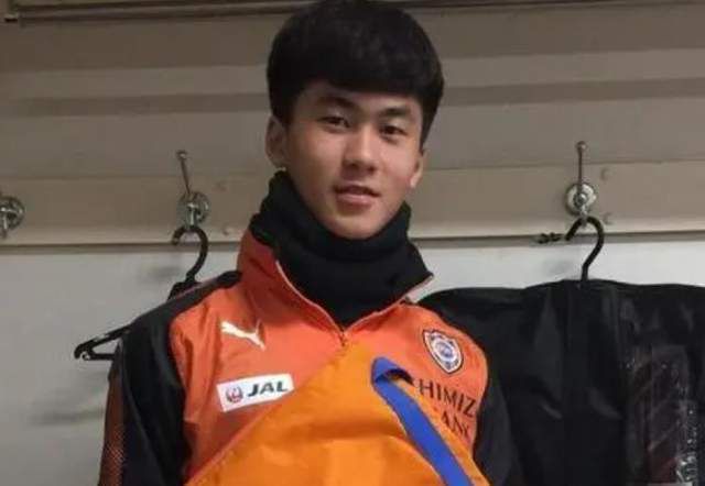 亚洲国产美女搞黄色
