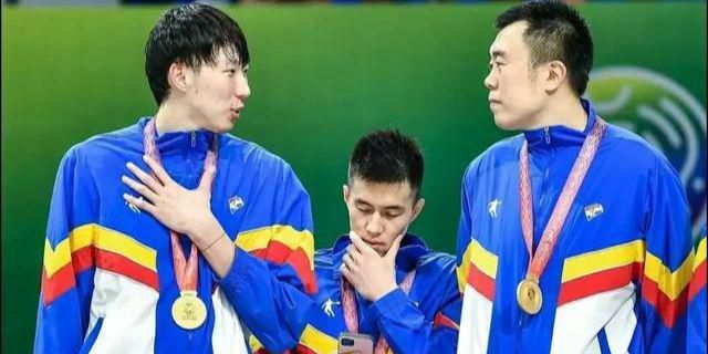 白丝洛丽塔